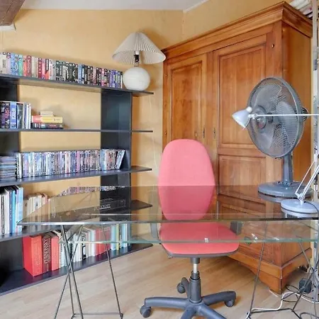 Holiday home Les Bamboos De Paris